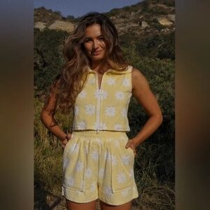 yllw The Label Oops A Daisy Yellow Terry Set Shorts Zip Top Size S